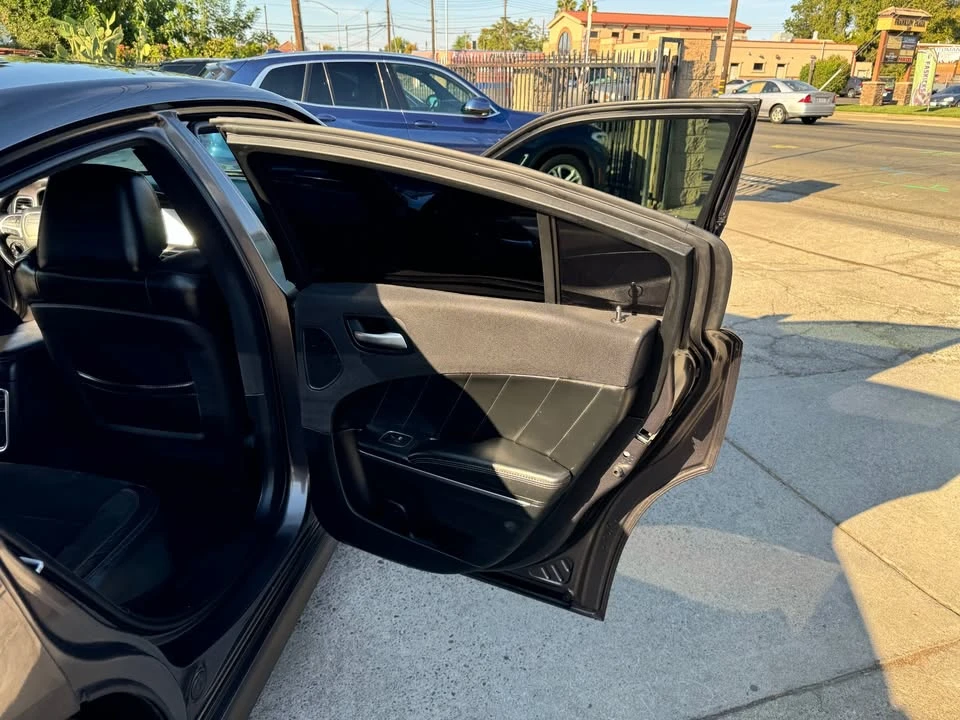 2017 Dodge Charger 7th Gen - Image 17 of 20