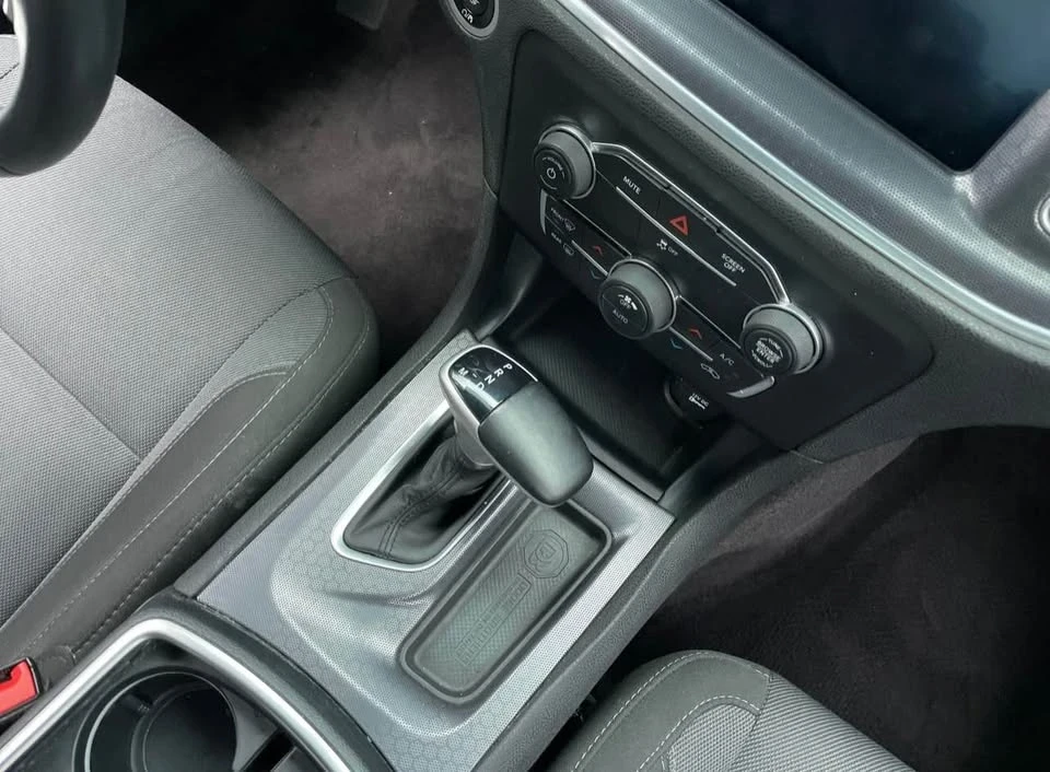 2017 Dodge Charger 7th Gen - Image 8 of 10