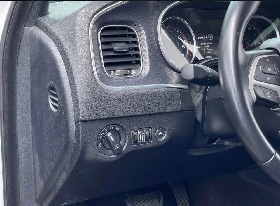 2017 Dodge Charger 7th Gen - Image 4 of 10
