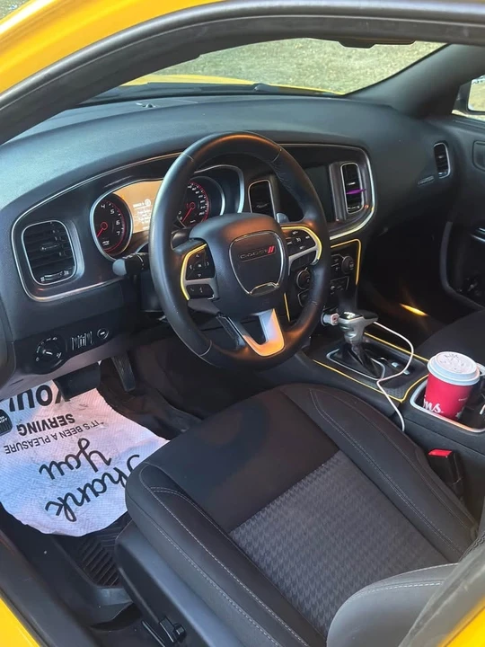 2017 Dodge Charger 7th Gen - Image 4 of 5