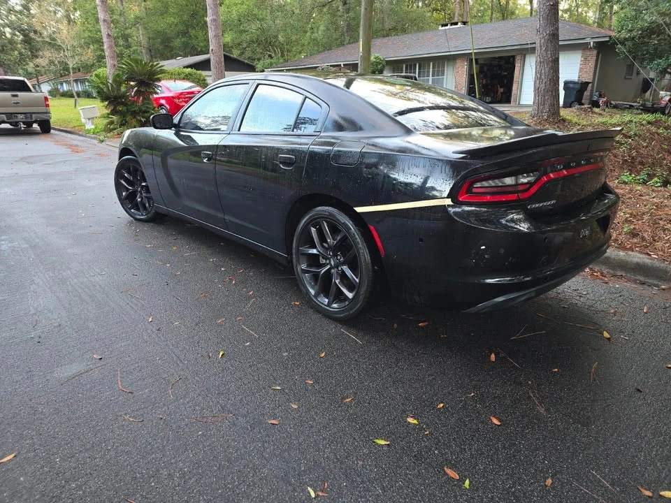 2017 Dodge Charger 7th Gen - Image 2 of 12