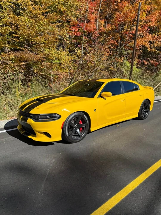 2017 Dodge Charger 7th Gen - Image 2 of 5