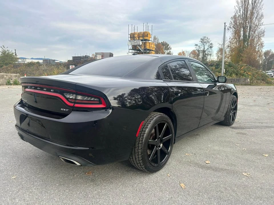 2017 Dodge Charger 7th Gen - Image 5 of 17