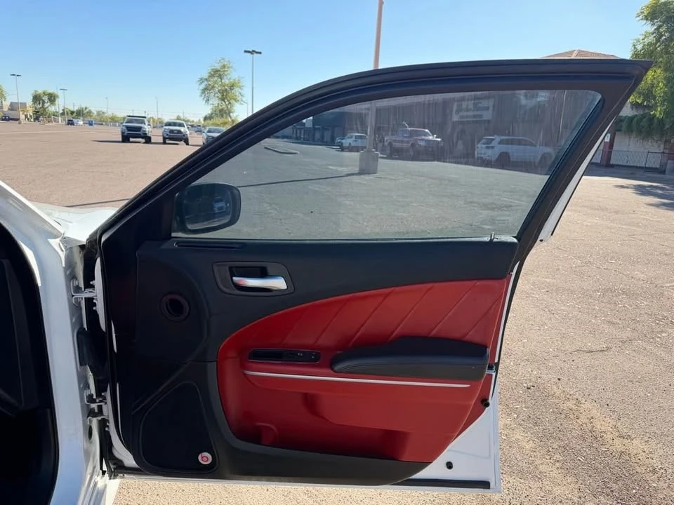 2017 Dodge Charger 7th Gen - Image 18 of 19
