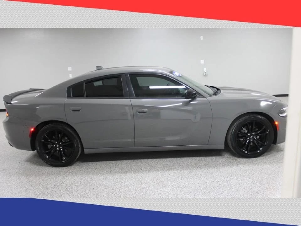 2017 Dodge Charger 7th Gen - Image 2 of 16