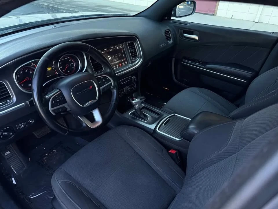 2017 Dodge Charger 7th Gen - Image 9 of 16