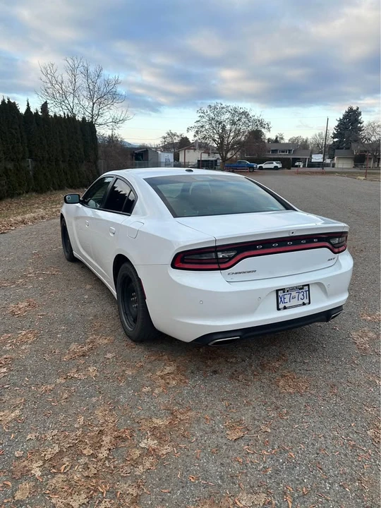2017 Dodge Charger 7th Gen - Image 4 of 11