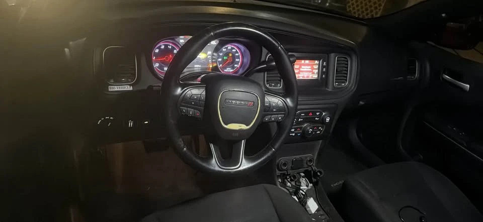 2017 Dodge Charger 7th Gen - Image 5 of 6