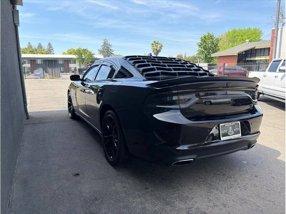 2017 Dodge Charger 7th Gen - Image 5 of 12