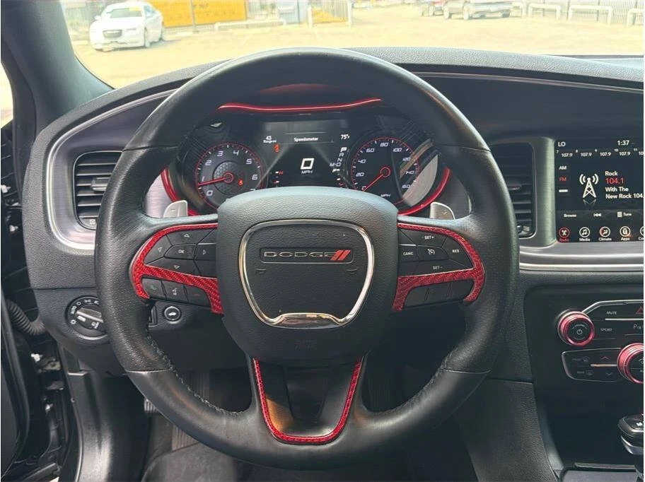 2017 Dodge Charger 7th Gen - Image 10 of 12