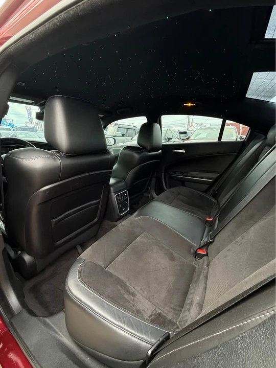 2017 Dodge Charger 7th Gen - Image 14 of 19