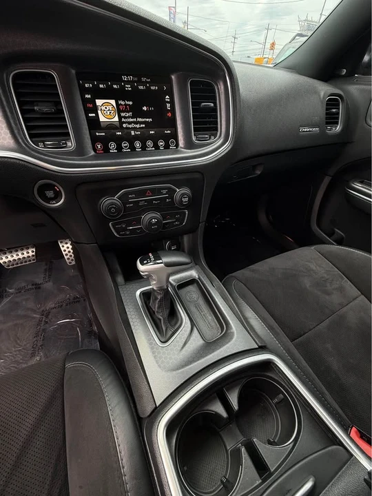 2017 Dodge Charger 7th Gen - Image 9 of 19