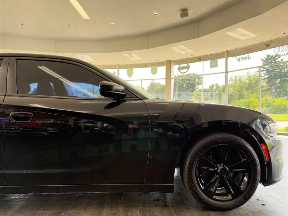 2017 Dodge Charger 7th Gen - Image 9 of 20