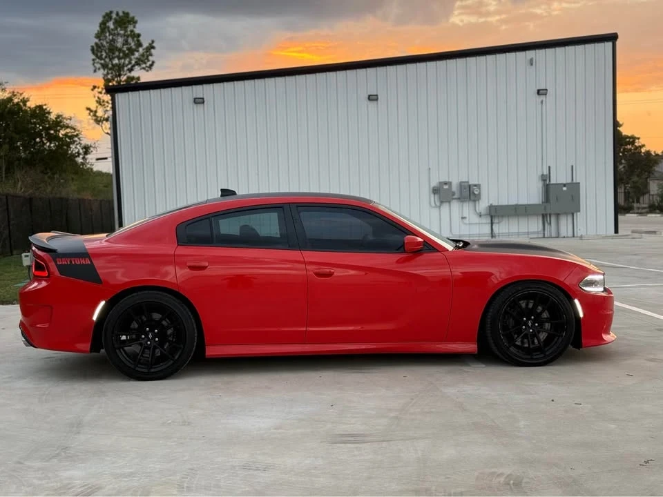 2017 Dodge Charger SRT & 392 7th Gen - Image 4 of 20
