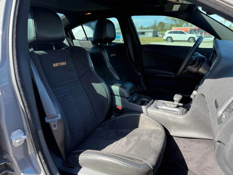 2017 Dodge Charger SRT & 392 7th Gen - Image 17 of 20