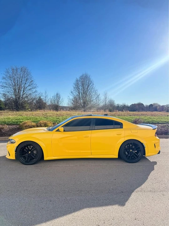 2017 Dodge Charger SRT & 392 7th Gen - Image 5 of 12