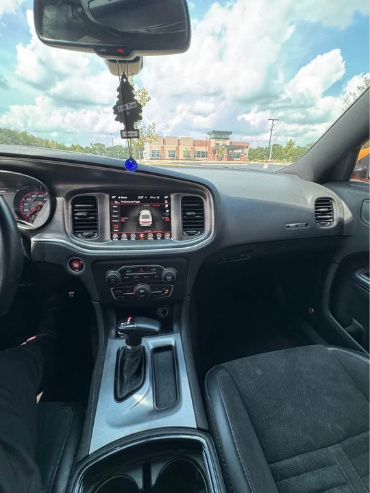 2017 Dodge Charger SRT & 392 7th Gen - Image 10 of 12