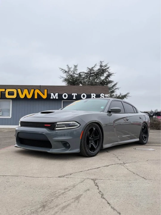2017 Dodge Charger SRT & 392 7th Gen - Image 2 of 9