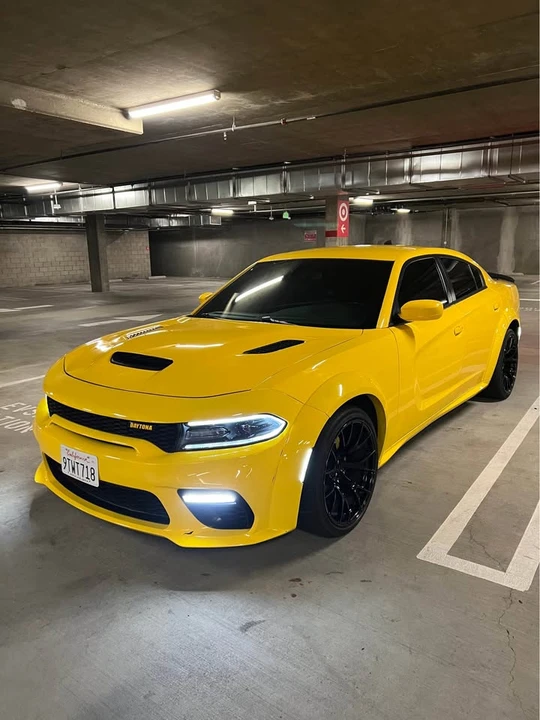 2017 Dodge Charger 7th Gen - Image 2 of 18