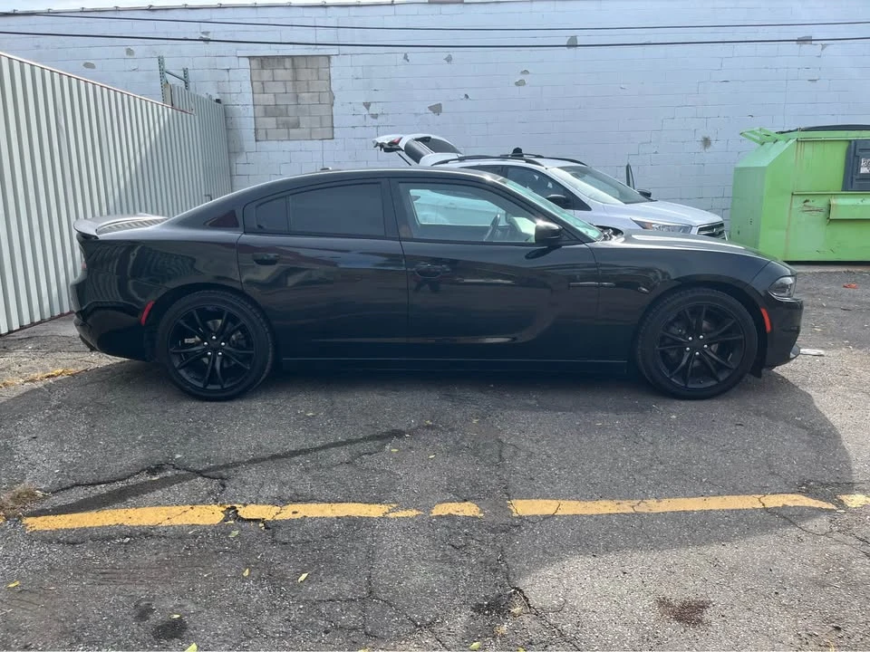 2017 Dodge Charger 7th Gen - Image 2 of 7