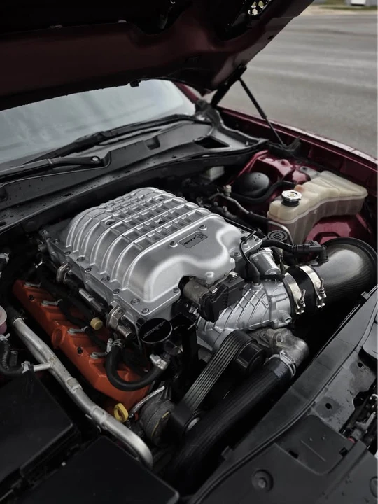 2017 Dodge Charger SRT Hellcat 7th Gen - Image 15 of 18