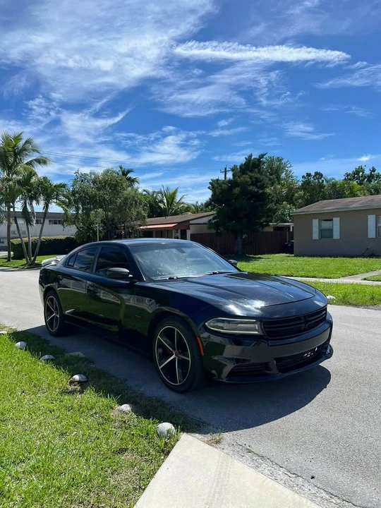 2017 Dodge Charger 7th Gen - Image 3 of 11