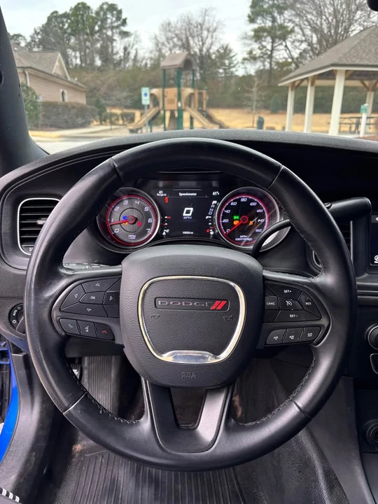 2017 Dodge Charger 7th Gen - Image 4 of 10