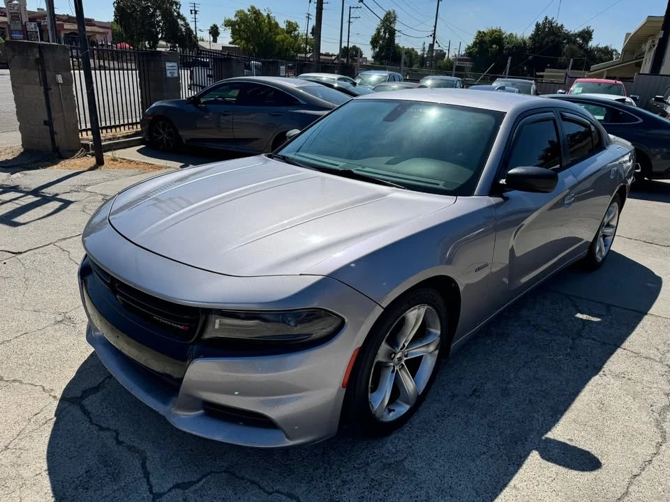 2017 Dodge Charger 7th Gen - Image 2 of 19