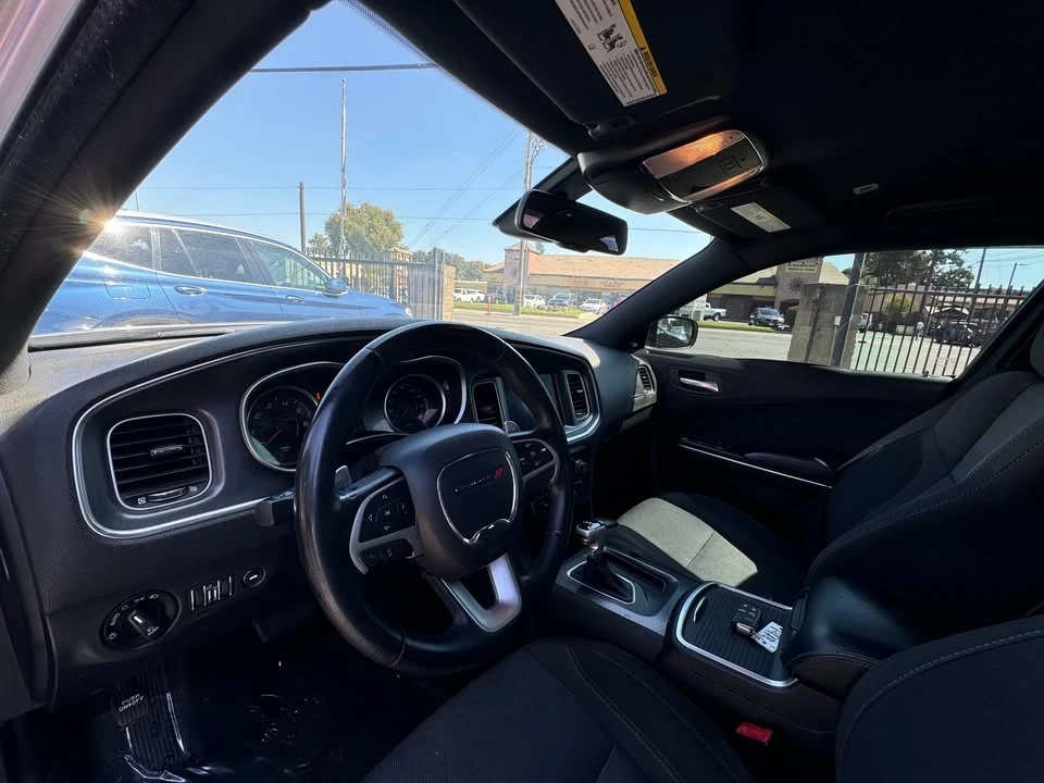 2017 Dodge Charger 7th Gen - Image 17 of 19