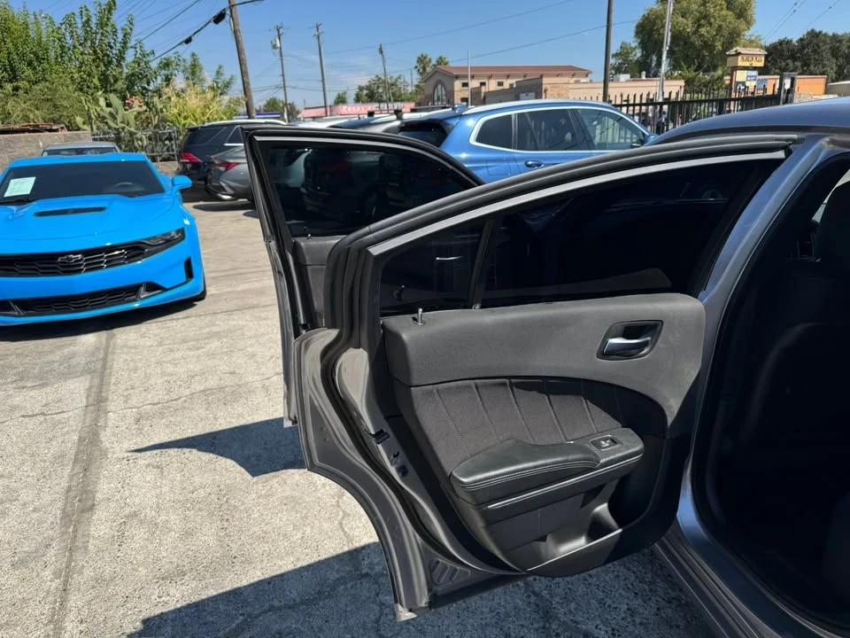 2017 Dodge Charger 7th Gen - Image 13 of 19
