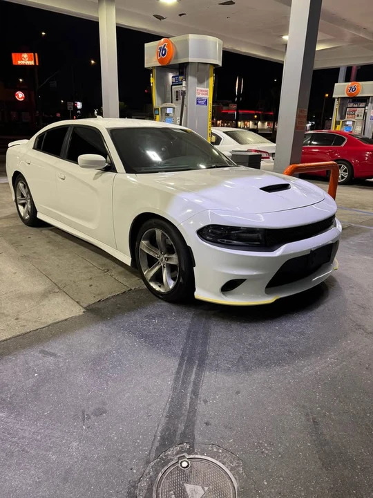 2017 Dodge Charger 7th Gen - Image 2 of 12