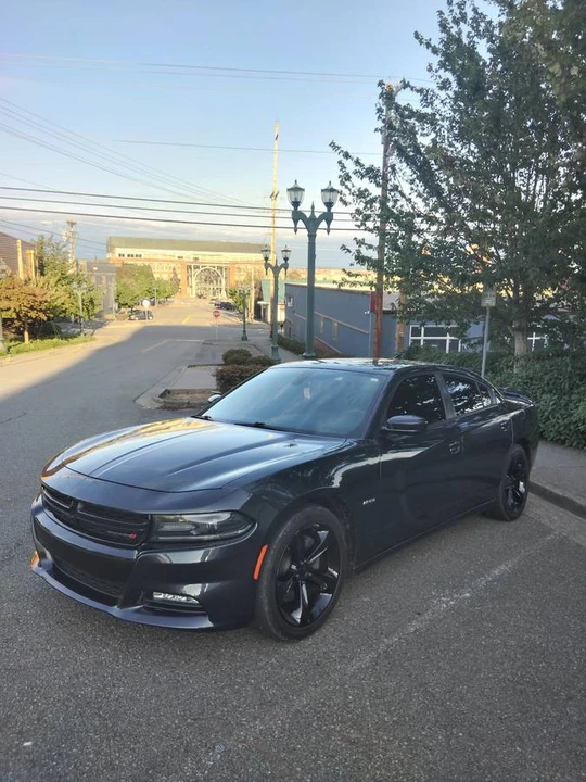 2017 Dodge Charger R/T 3rd Gen - Image 2 of 15