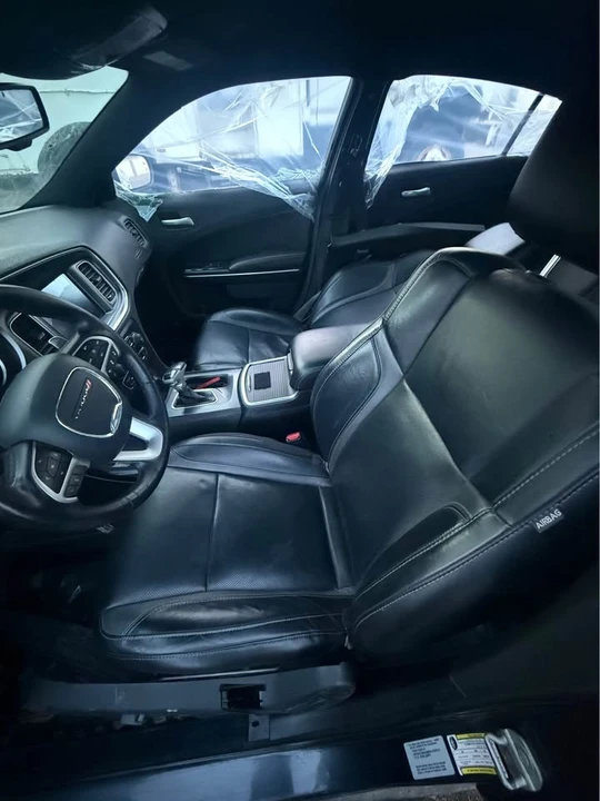 2017 Dodge Charger 7th Gen - Image 6 of 8