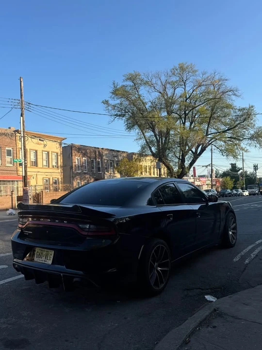 2017 Dodge Charger 7th Gen - Image 2 of 7