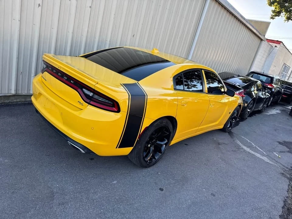2017 Dodge Charger SRT & 392 7th Gen - Image 4 of 18