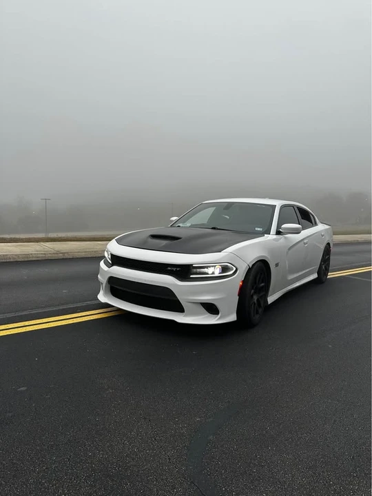 2017 Dodge Charger SRT & 392 7th Gen - Image 5 of 8