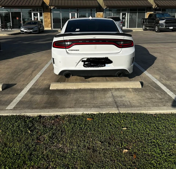 2017 Dodge Charger SRT & 392 7th Gen - Image 3 of 8