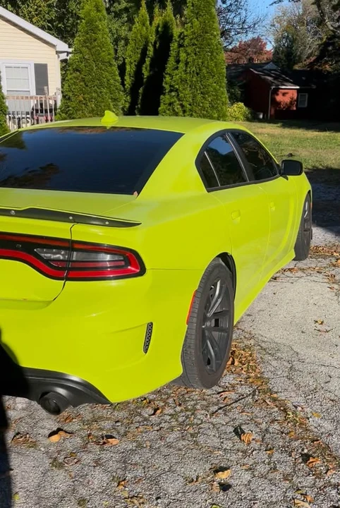 2017 Dodge Charger SRT & 392 7th Gen - Image 2 of 9
