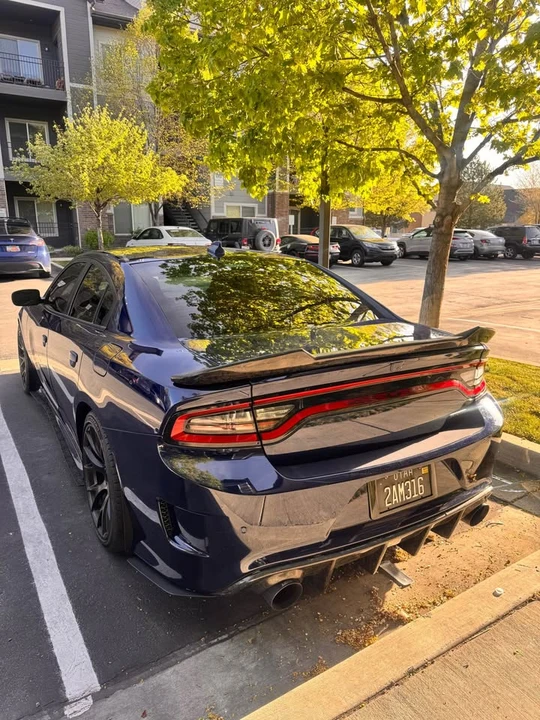 2017 Dodge Charger SRT & 392 7th Gen - Image 3 of 8