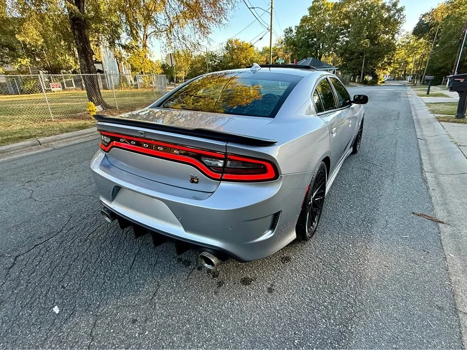 2017 Dodge Charger SRT & 392 7th Gen - Image 4 of 16