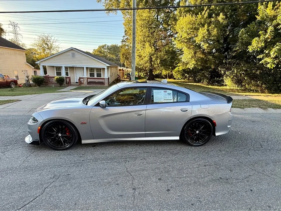 2017 Dodge Charger SRT & 392 7th Gen - Image 7 of 16