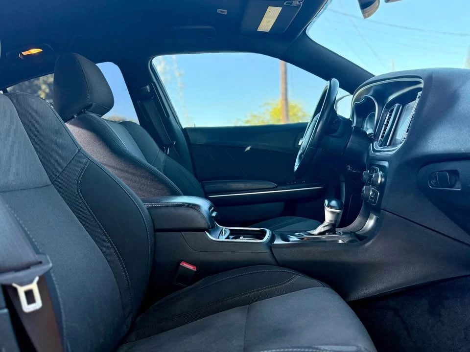 2017 Dodge Charger 7th Gen - Image 8 of 12
