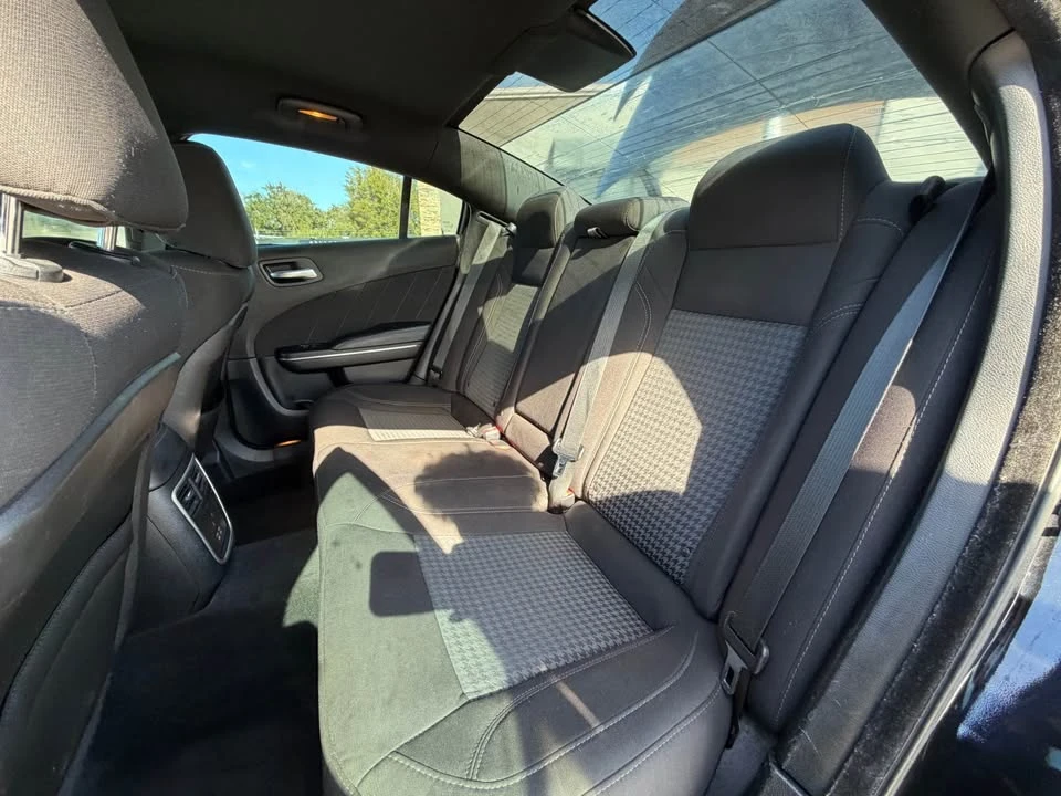 2017 Dodge Charger 7th Gen - Image 13 of 20
