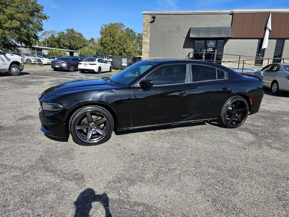 2017 Dodge Charger 7th Gen - Image 3 of 13