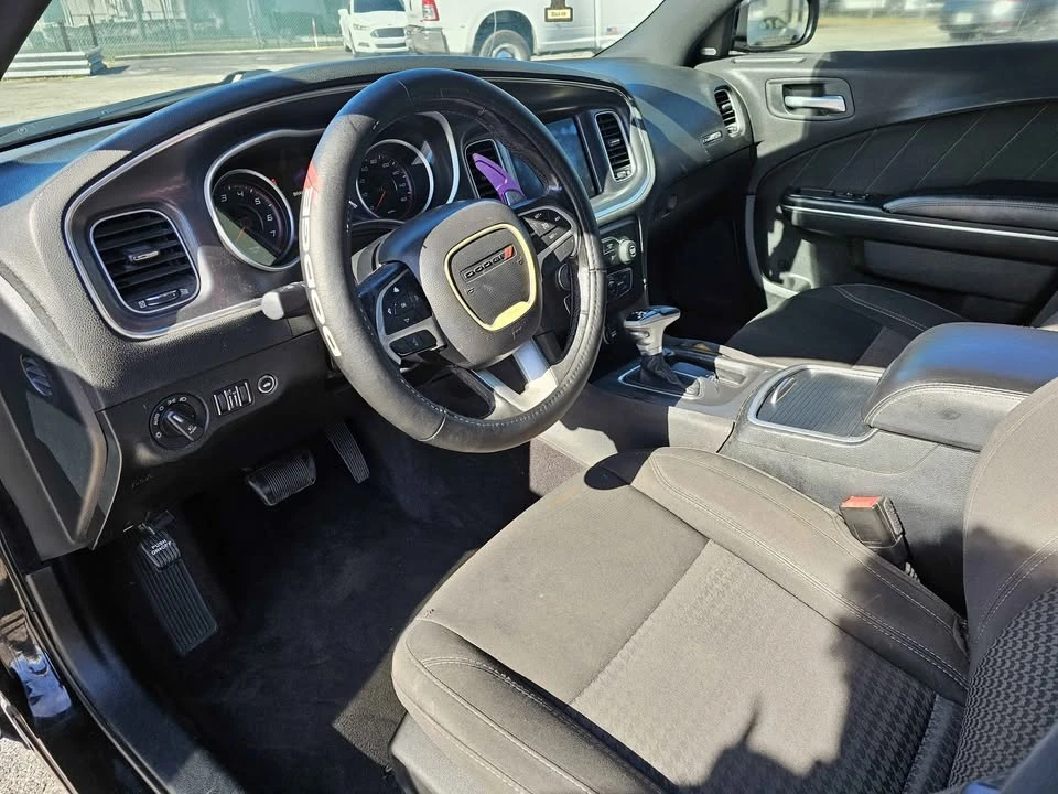 2017 Dodge Charger 7th Gen - Image 9 of 13