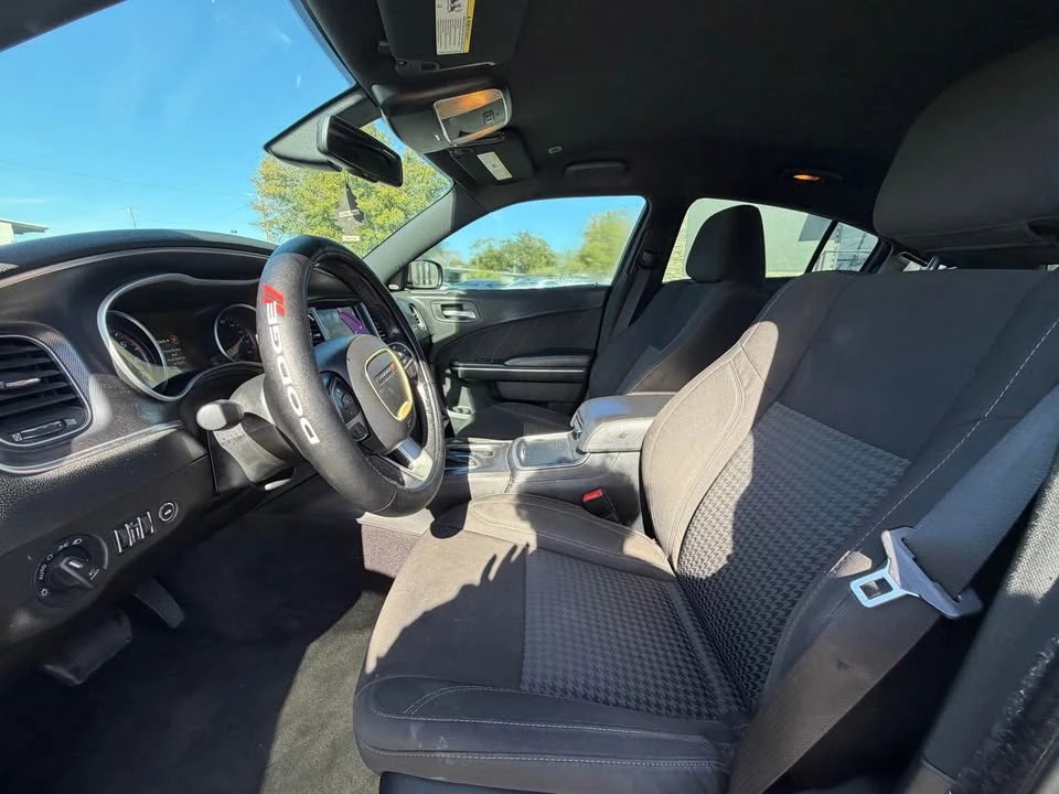 2017 Dodge Charger 7th Gen - Image 10 of 20