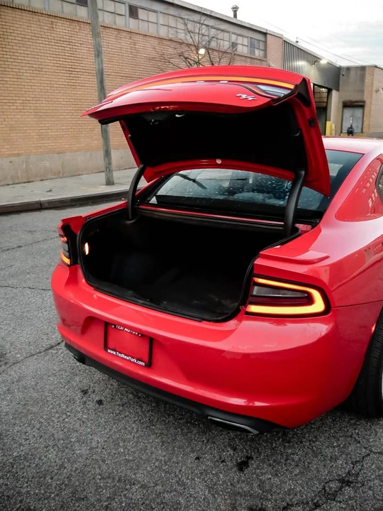 2017 Dodge Charger 7th Gen - Image 8 of 9