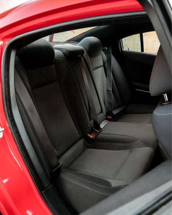 2017 Dodge Charger 7th Gen - Image 5 of 9
