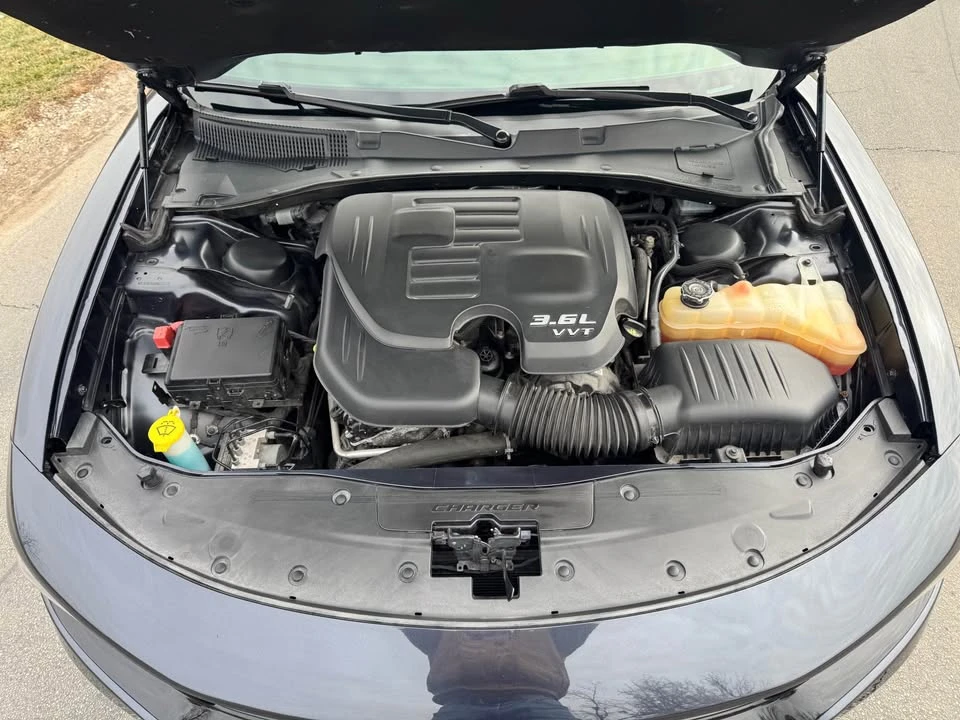 2017 Dodge Charger 7th Gen - Image 10 of 19