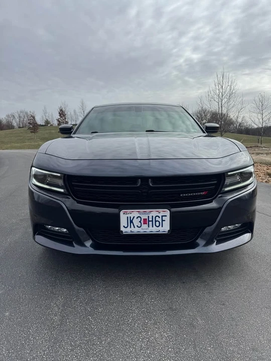 2017 Dodge Charger 7th Gen - Image 2 of 19
